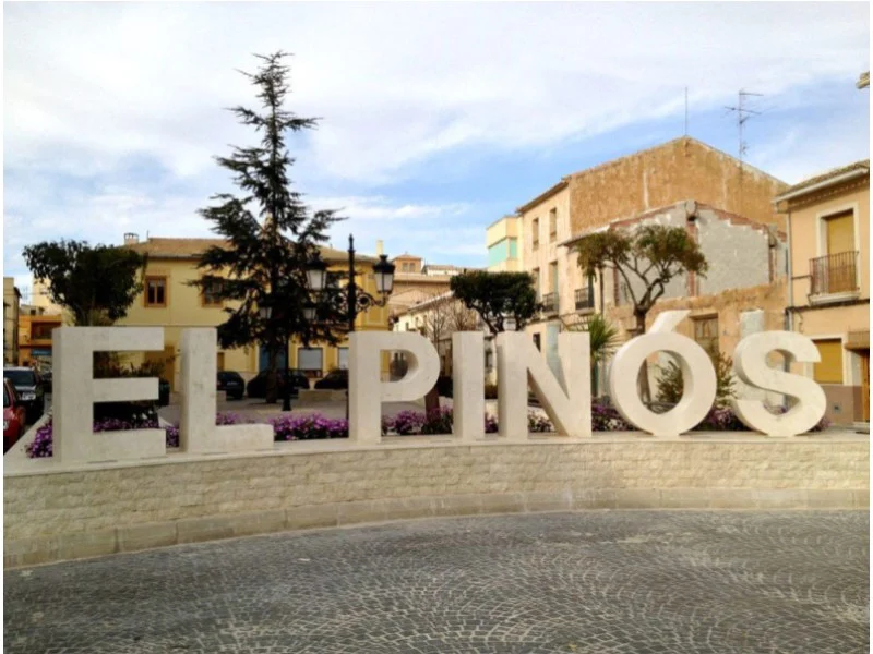 Villa in El Pinós / Pinoso – foto 24