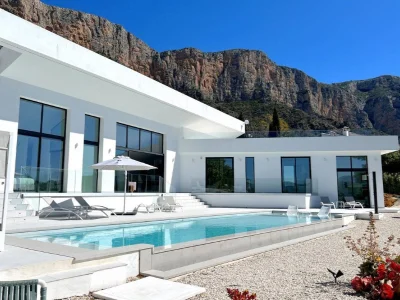 Villa in Montgó – foto 1