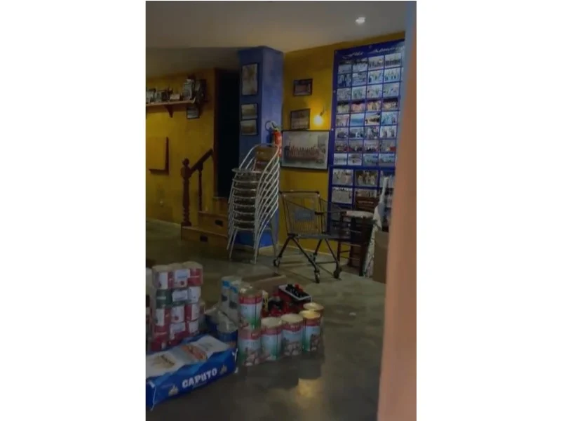 Edificio comercial en Puerto – foto 5